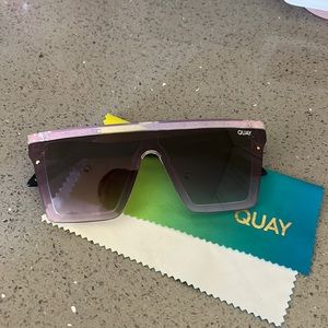 Quay sunglasses, great for every day use